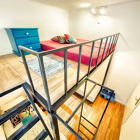 Rodzinna Przestrzeń Dla 8 Osób 2 Z łazienką I Mini Aneksem Varsóvia