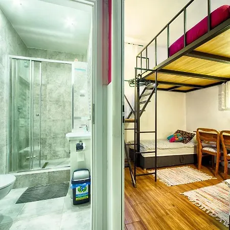 Rodzinna Przestrzeń Dla 8 Osób 2 Z łazienką I Mini Aneksem