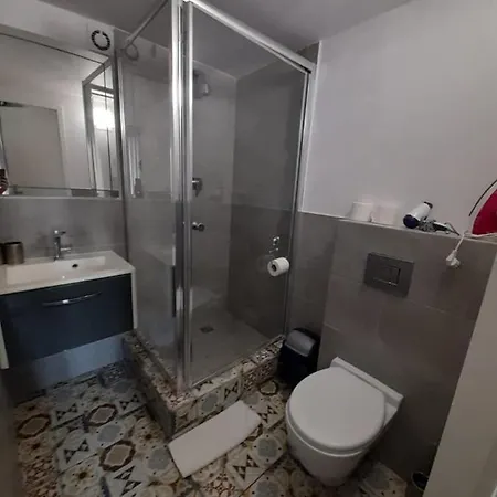 Rodzinna Przestrzeń Dla 8 Osób 2 Z łazienką I Mini Aneksem